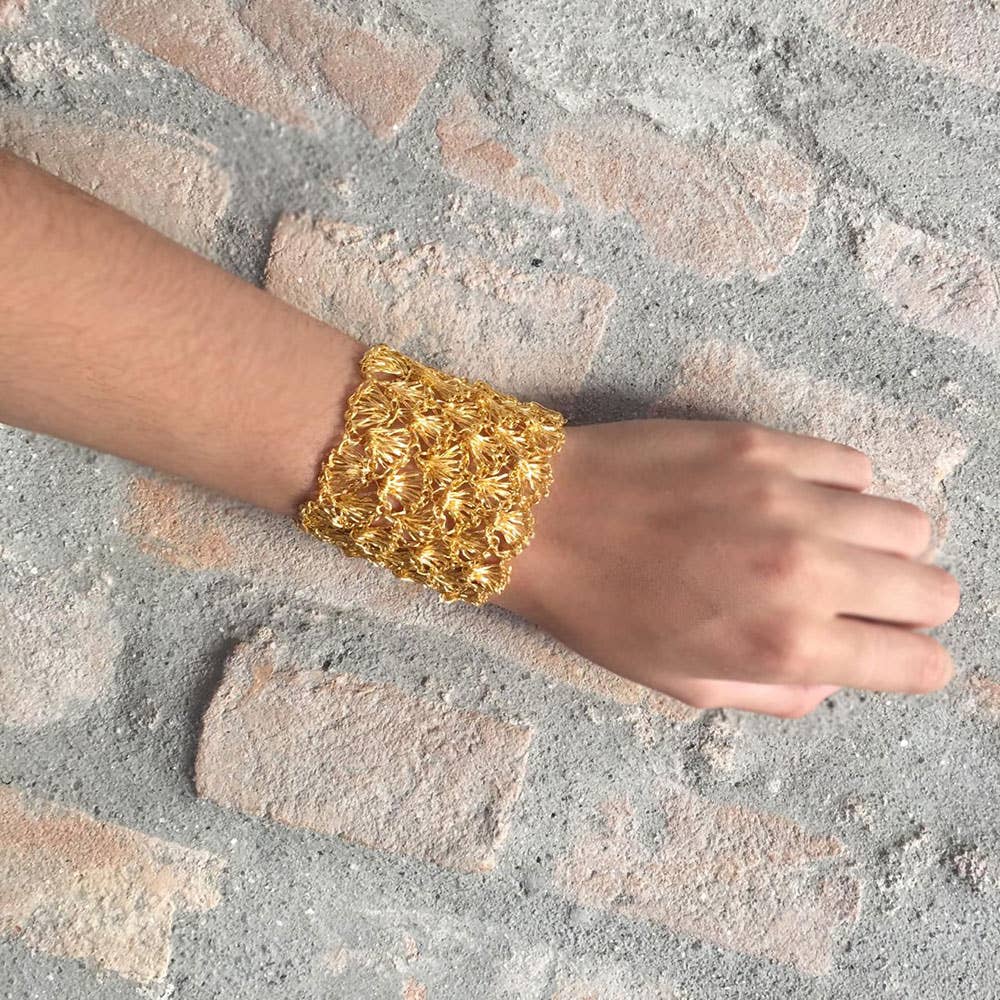 Gold Shells Maxi Bracelet